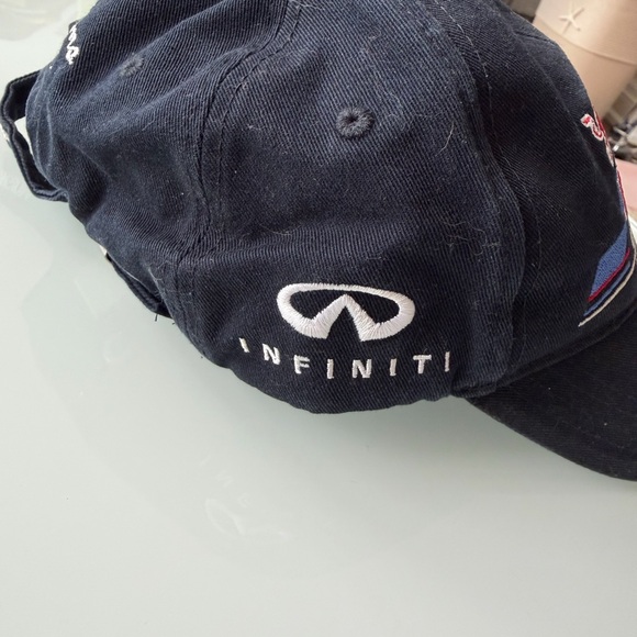 Kids Red Bull Formula One Racing Cap - Picture 2 of 7